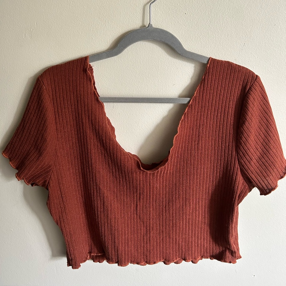 SHEIN Plus V-neck Rib-knit Tee - Picture 5 of 6